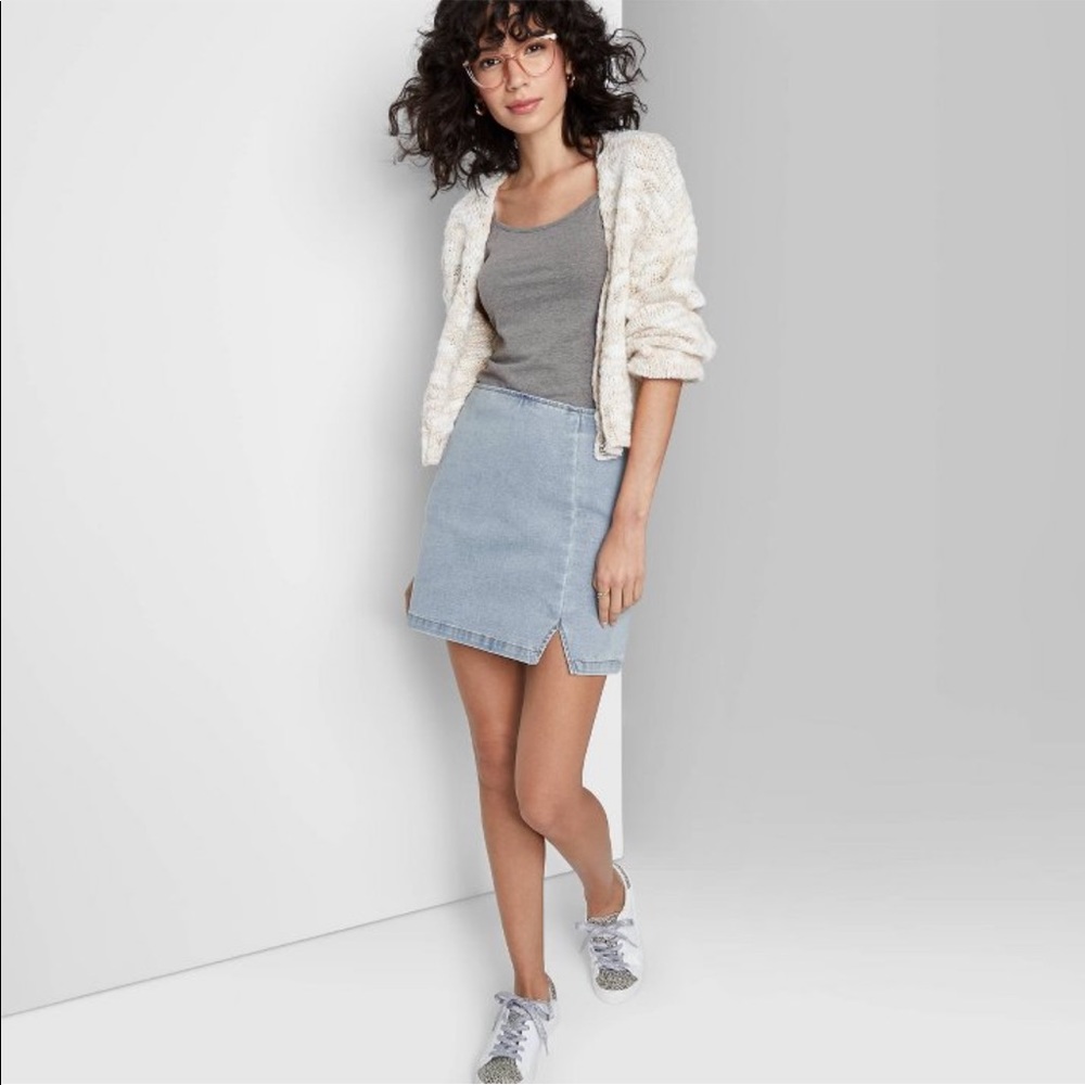 Wild fable notch front seamed denim mini skirt